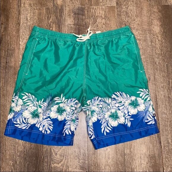 Chaps Men’s Swim Trunks - Picture 1 of 3